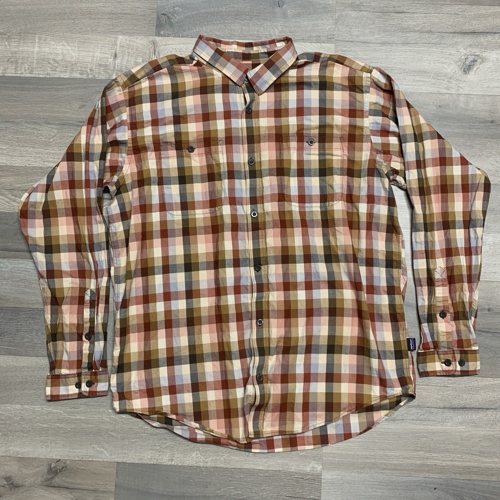 Patagonia Organic Cotton Men's Button Up Plaid Shirt (53837) - Size XL